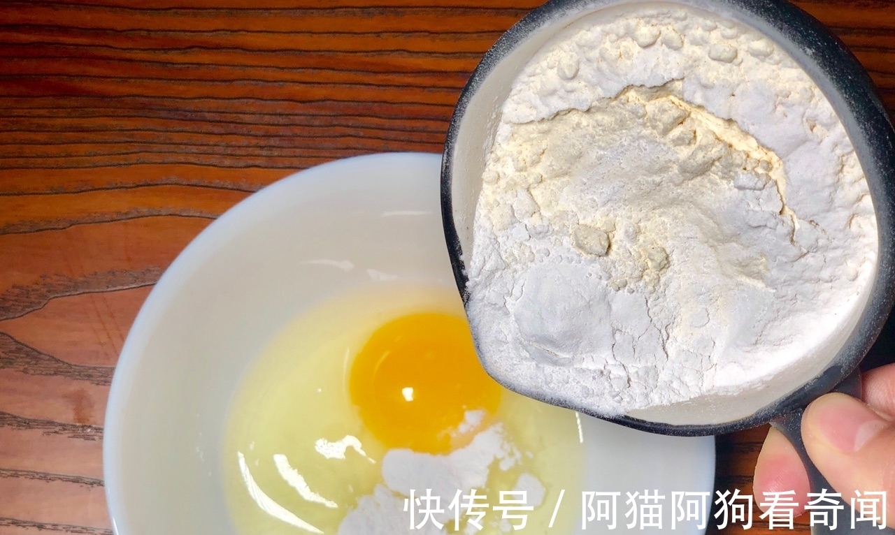 面糊|炸蘑菇时,不要直接下锅炸,多加一步,口感又香又脆不回软