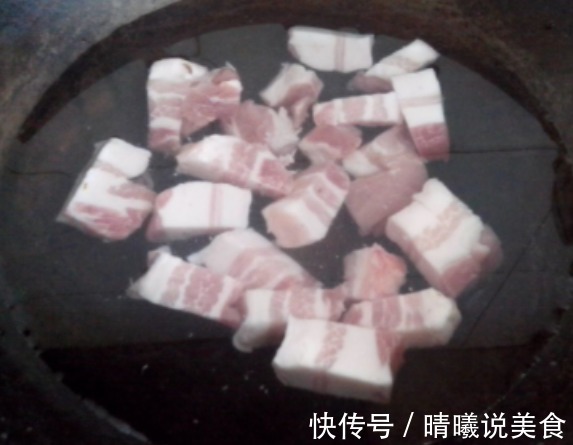 快把回锅肉换个新做法，色香味俱全，养颜瘦身，一上桌被抢光！