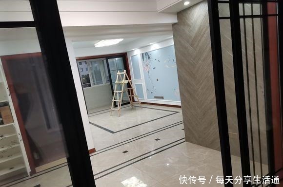 硬装结束刚清理完现场,家具还没送到就很漂亮了,朋友一致点赞!