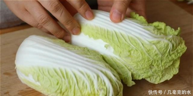 做法|白菜浑身都是宝,教你秘制做法,不炒不炖,鲜嫩多汁,营养丰富
