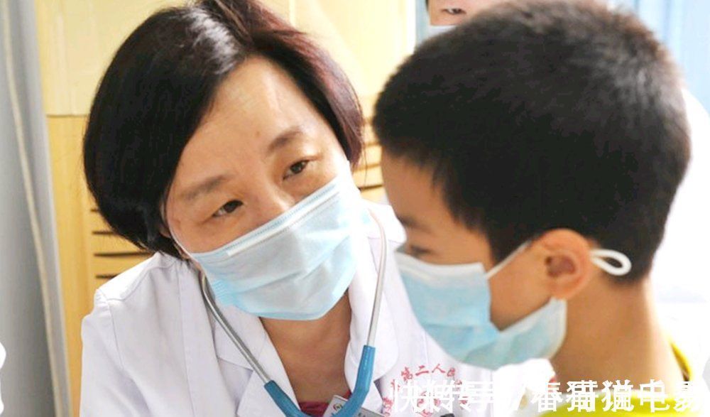 头发|孩子健康状况,从头发上就能看出个大概,有2种变化说明出问题了