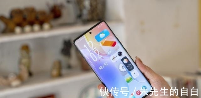 pro+|蓝厂高端梦成了？vivo X70 Pro+轻体验，蔡司镜头果然强大