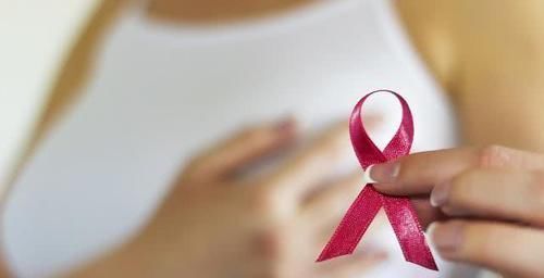 乳房|乳腺增生遇见“对手”了,女人经常喝一杯,疏通乳腺、远离增生