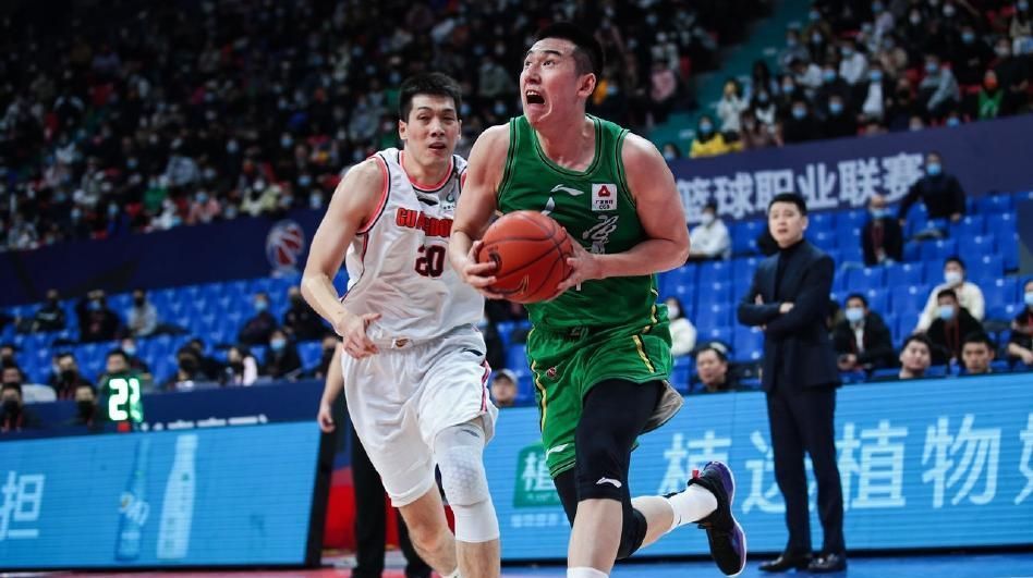 广东|CBA最霸气发言:“每当我想到广东欢庆时多快乐,我们就更努力”