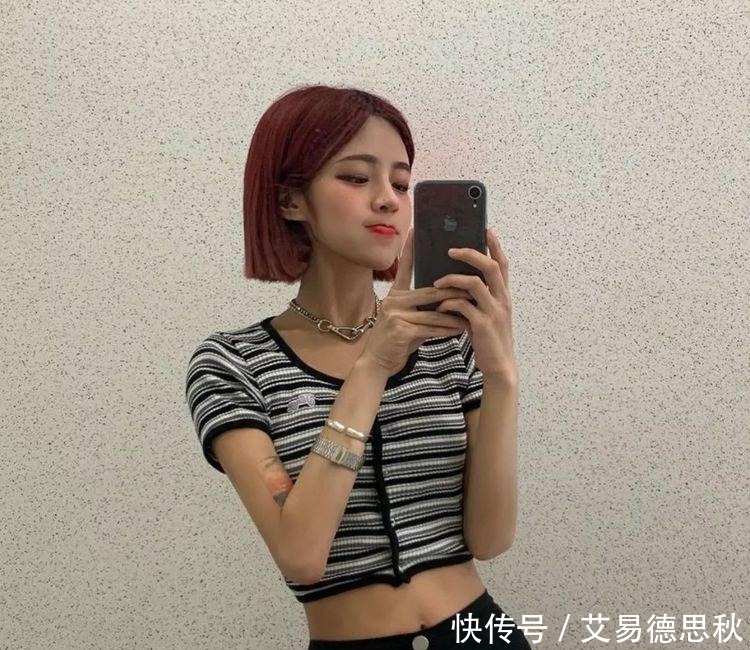 短发“一刀切”,不打理也好看