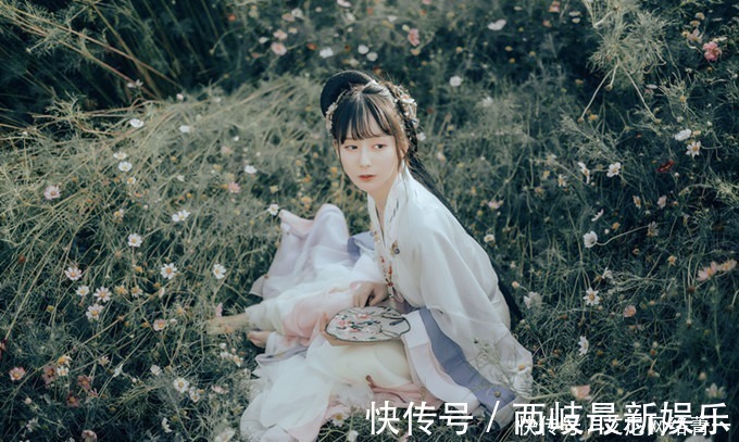 乡台#苏轼最高明的一次抄袭,将8首唐诗抄成一首宋词,却抄出千古绝唱