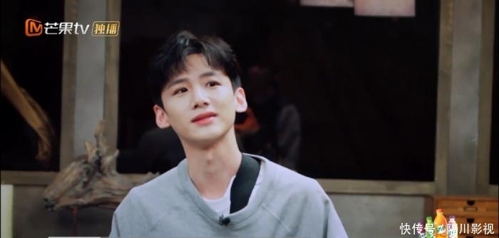 杨幂|敬亭开启密逃模式!解锁NPC模式、超淡定反应被网友调侃