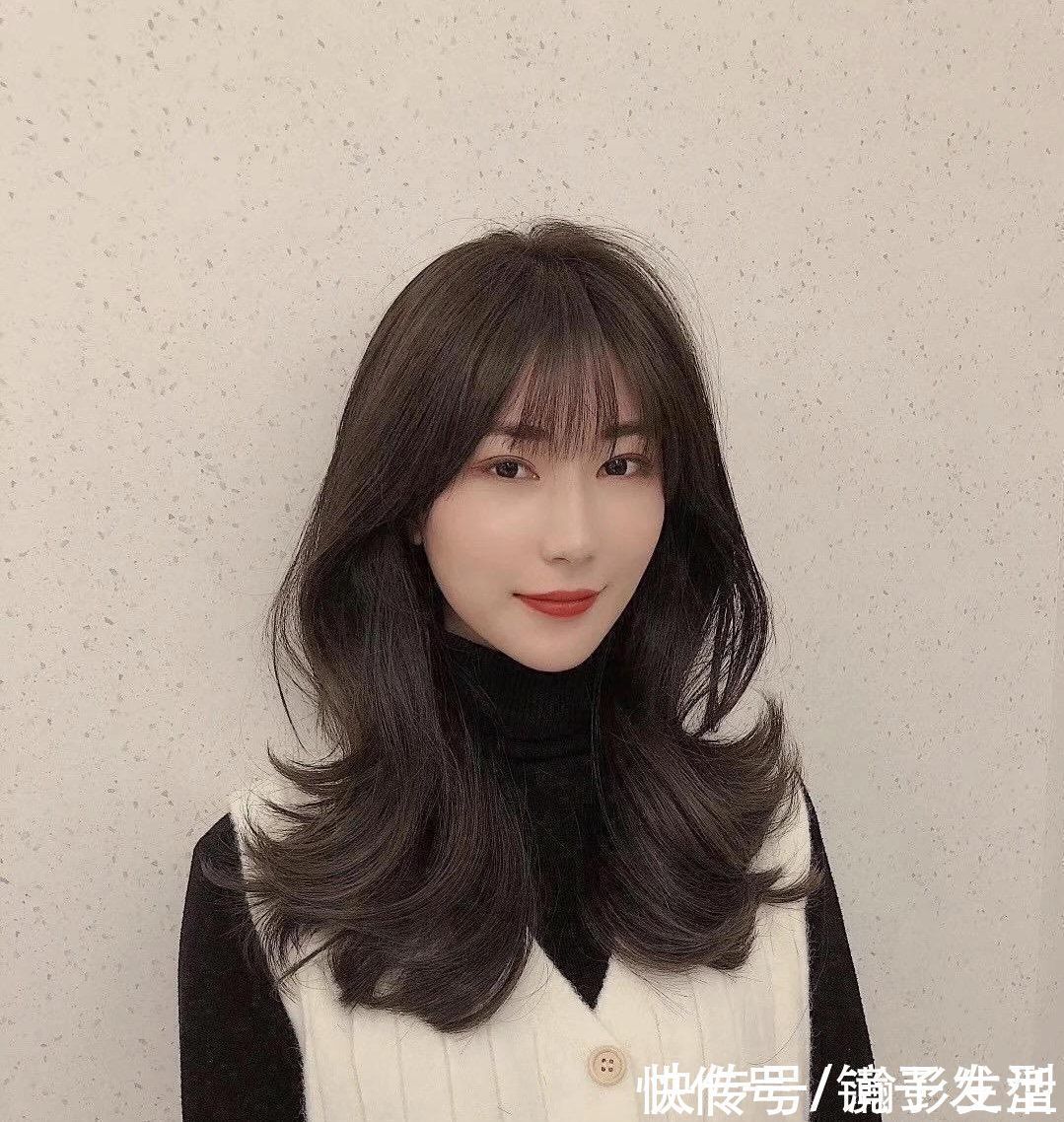 新年 新年发型别再乱剪了,这才是当下最火的发型,无论长短都很心动