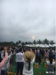 “天和”核心舱升空，你怎么看？网友：刘慈欣站在板凳上看