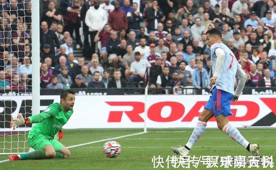 尤文|连续3场进球!C罗在曼联重返巅峰 比在尤文踢得舒服
