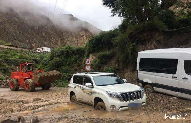 老年|川藏线自驾游,普拉多VS哈弗H9,哪款更值得人们PICK