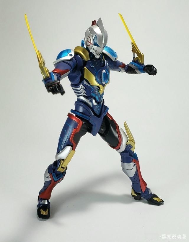 捷德|粉丝自制银河初升钢铁捷德奥特曼模型 毫无违和感 超越官方的专业