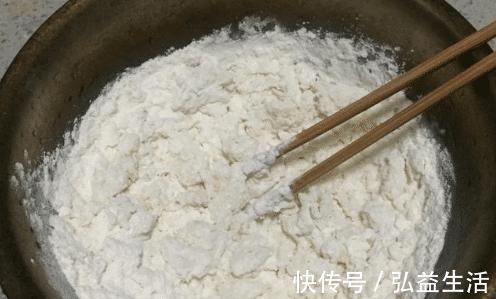 冷天发面,不要只会放酵母,想要面团蓬松香软,再加这2样,好吃