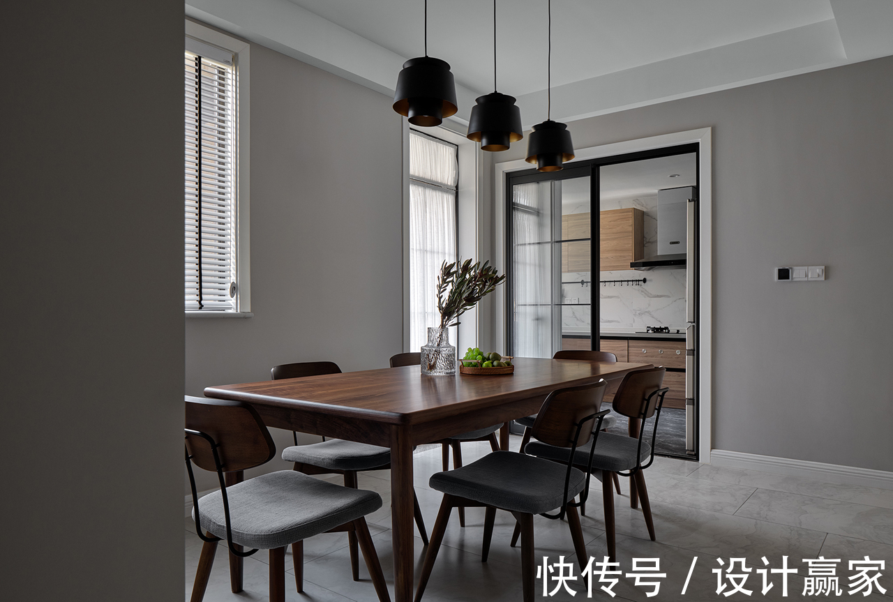 本案|260㎡北欧风跃层，简单舒适低调，宁静中蕴藏美感