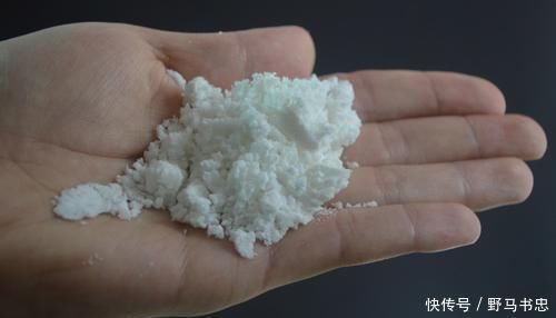 小苏打|小苏打和白糖加在一起,作用太棒了,解决了很多家庭的烦恼,很实用