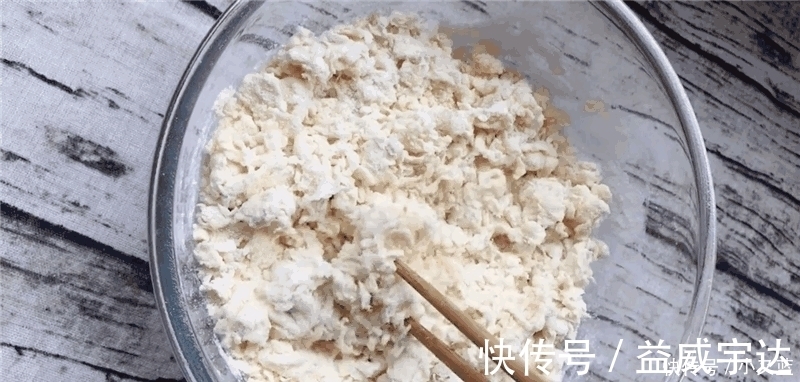 面食达人教你用电饭锅做早餐馒头, 比蒸出来的更香, 做法还简单