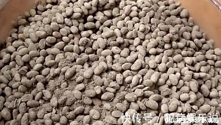 自从学会黄豆这种吃法，我家每年做5斤，酱香扑鼻，做一次能吃1年