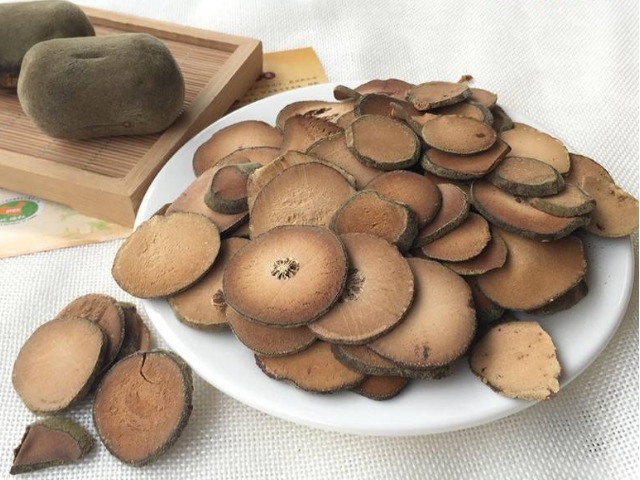 中华咳宝|“中华咳宝”找到了，用来泡水喝，清除体内寒毒，化痰平喘