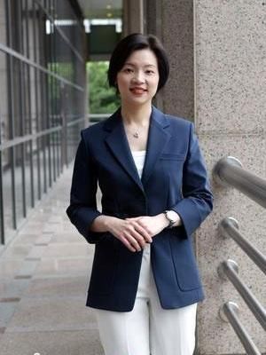 2001年,璩美凤47分不雅光碟3小时售罄,怼