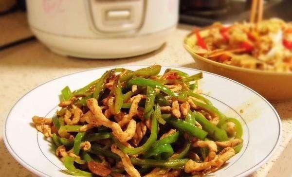 猪肉别直接下锅炒,多加这一步,肉质鲜嫩爽滑又入味,一点都不柴