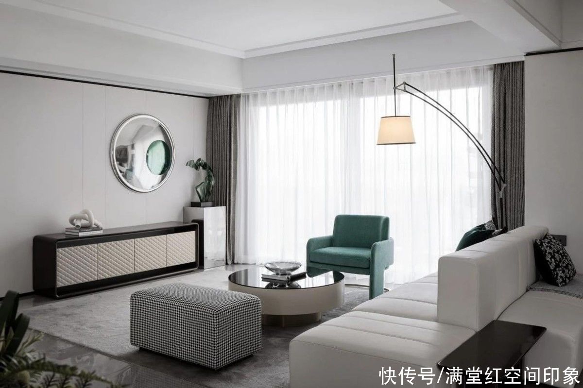 天地|精致轻奢,勾勒出时尚天地