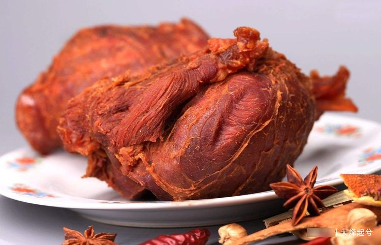 五香牛肉如何卤制入味，厨师大伯手把手教我，只需要以下几步