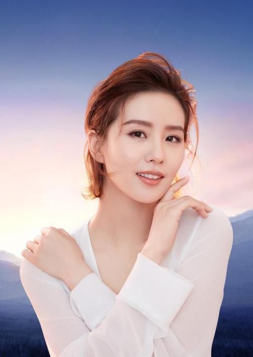 发型|你适不适合有“刘海”?看这3点就对了,留错显老还没气质