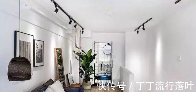 迷你|26㎡的迷你复式公寓,一楼装榻榻米房,二楼装地台床,够时尚!