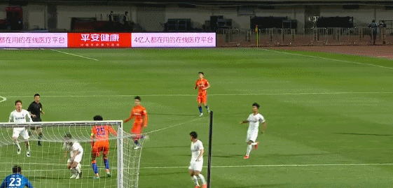 扳平|中超-山东泰山2-1亚泰夺双线15连胜 德尔加多扳平郭田雨绝杀