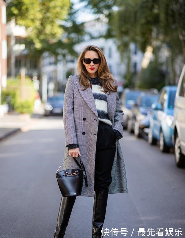 毛衣 毛衣百搭也不能随便穿，穿对了才是真时髦，几种穿搭法则快来看看！