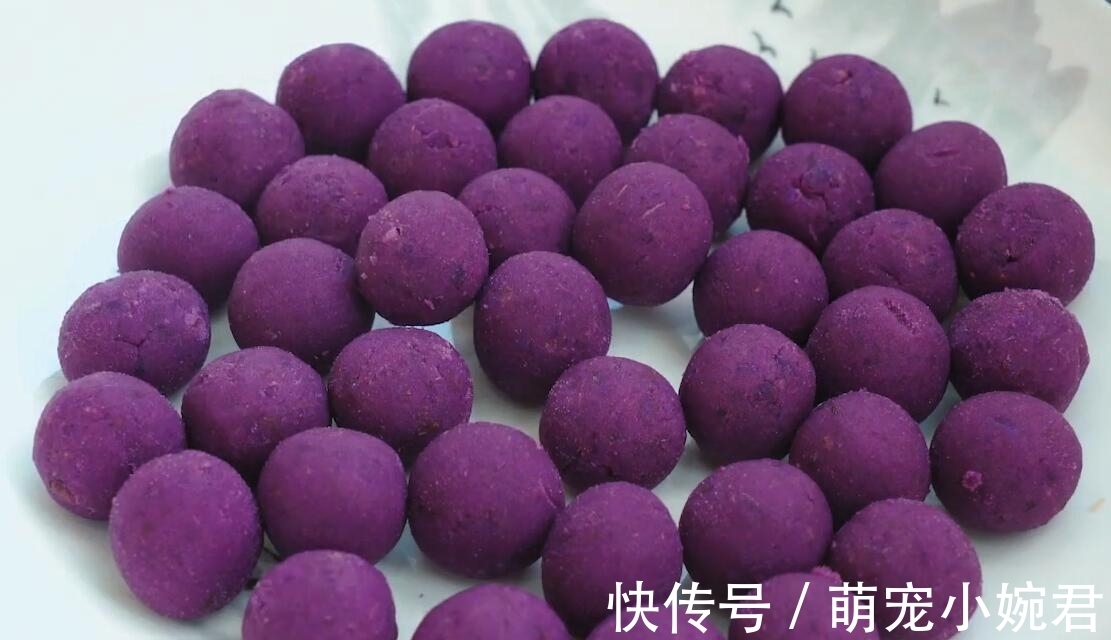 紫薯|天热了,家人没胃口就爱吃这个,不煎不炸,一蒸一煮就出锅,真香