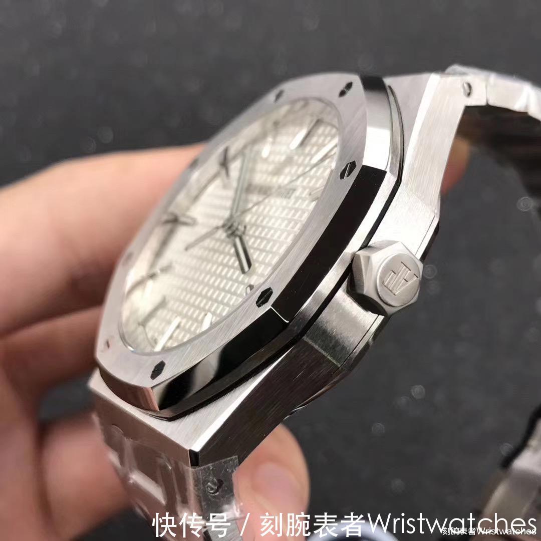 橡树|ZF厂爱彼AP15500白盘细节评测优缺点如何?