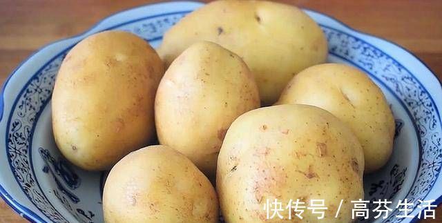 鸡蛋|土豆丝加了三个鸡蛋,但真好吃,我家一周吃六次,全家都争先恐后地吃