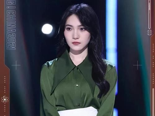 《中国好声音2021》八强晋级赛,回锅肉离场,男学员落单