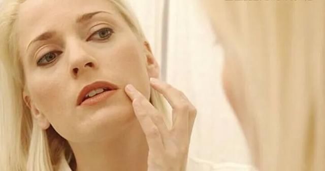 美肌|睡前做这几件事,教你养成水嫩美肌,赶快get起来吧