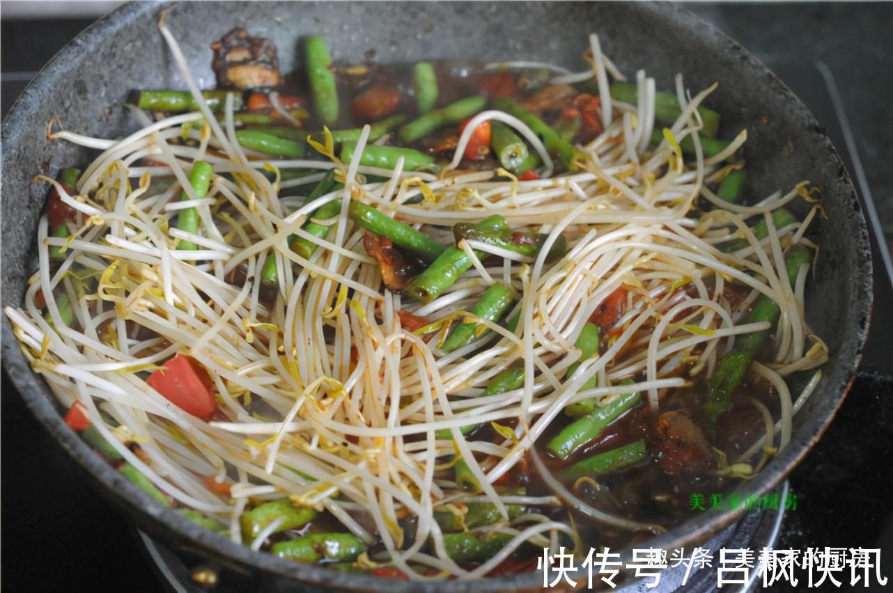 电饭锅|天冷，儿子迷上了此碗面，爽滑多汁，香气扑鼻，1周5次嫌不够！