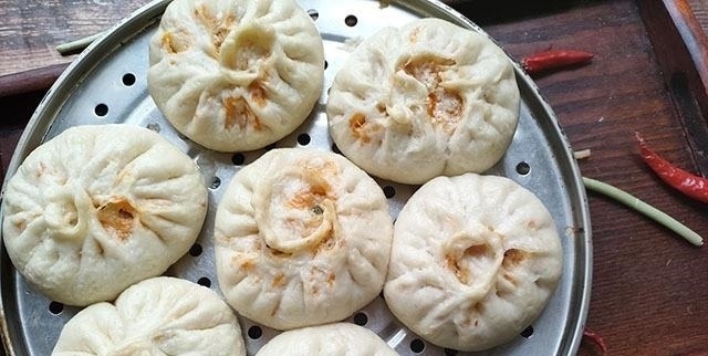 最近大爱用它蒸包子,1元买2块,捏碎调成馅,嫩乎乎的真好吃