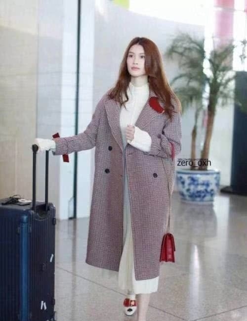 搭配|大衣内搭很关键,这三种搭配,让我们看起来优雅减龄很有女人味