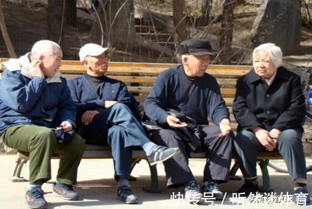 享乐#“老人无德,影响三代”:家中出现这4类老人,是你痛苦的源头