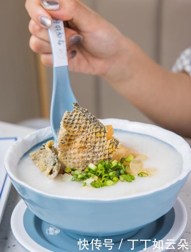 畜肉不如禽肉,禽肉不如鱼肉鱼肉要这样做,才会鲜、嫩、滑