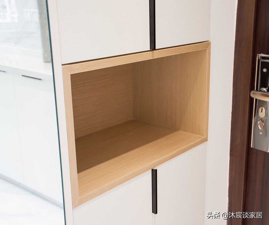 书房|真心佩服这对夫妻,改造破旧二手房,让室内大放异彩,实在太牛了