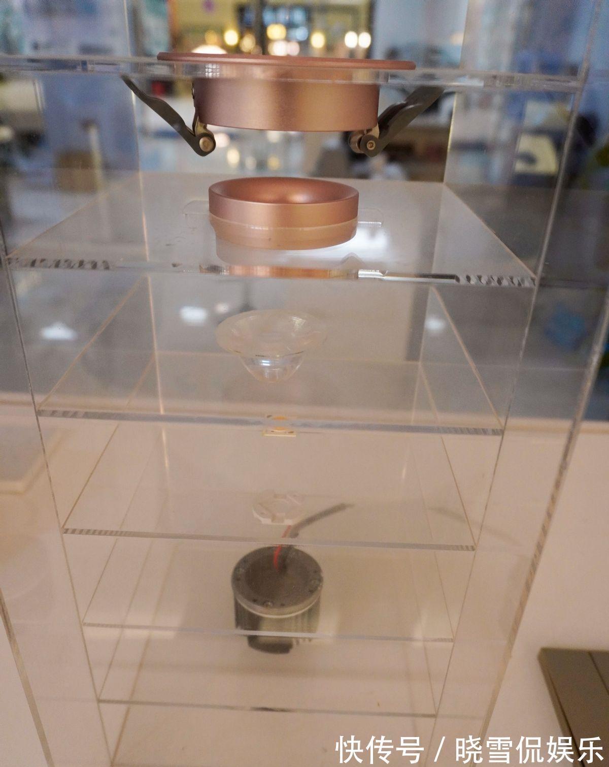 色温|灯下太刺眼，角落有阴影，你真正需要的，是无主灯的装修！