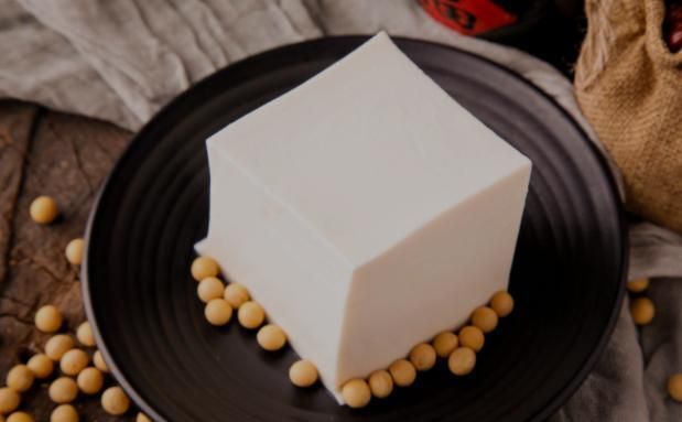 蜂蜜|胃病不能吃豆腐?医生提醒:想养胃,牢记三种食物,胃痛或会好转