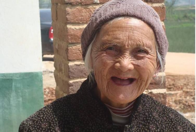 100岁长寿老人的健康秘诀,从来不碰一件事,长寿并不难