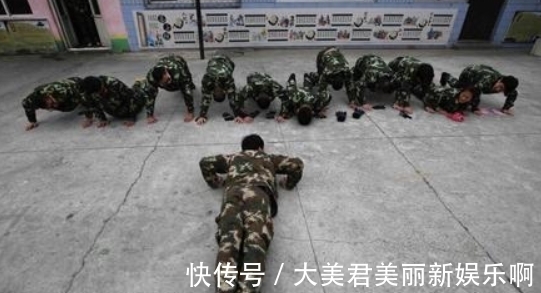南京军区|军队中俯卧撑做多少才合格？说出来别不信，最高纪录至今无人能破