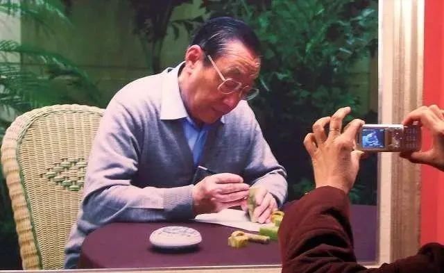 篆书|你见过岚清的篆书吗？竟如此出神入化，圆润厚重，笔笔惊艳