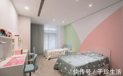 主卧|一百三十平装修案例丨一层一层剥开你的心，一点一点发现家的美