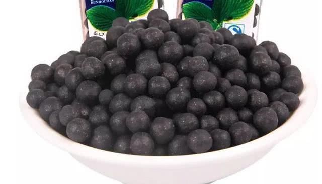 汉子|不忍直视的6种“奇葩零食”,如果全都吃过,我敬你是条汉子