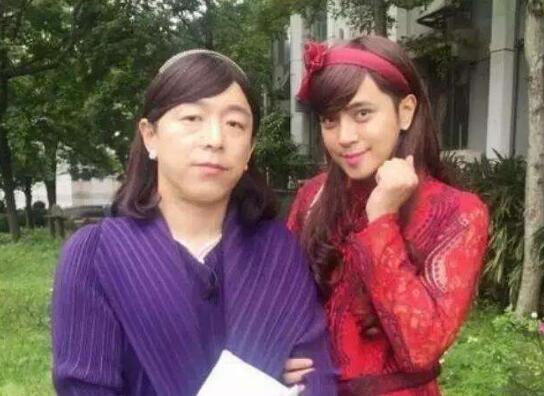 |候车室“女版黄渤”被刷屏!黄渤23字幽默回应,这情商高得厉害