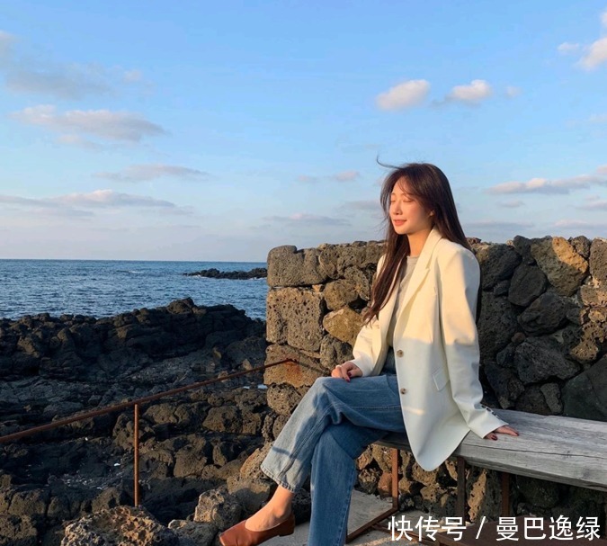 褶皱|今年火了一双鞋叫：“云朵鞋”，百搭舒适，搭裤子、裙子都好看
